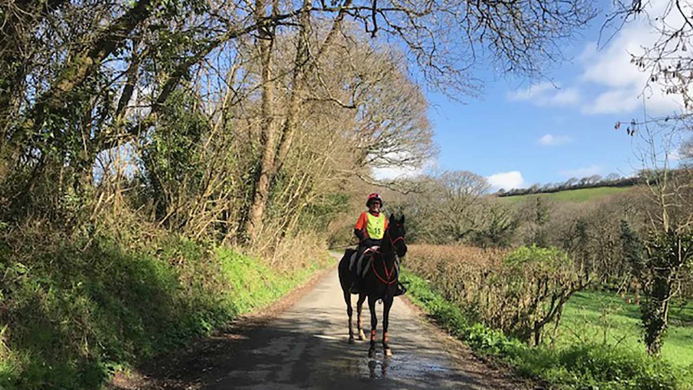Horse & Hound