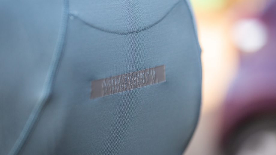 Aztec Diamond technical stretch base layer review