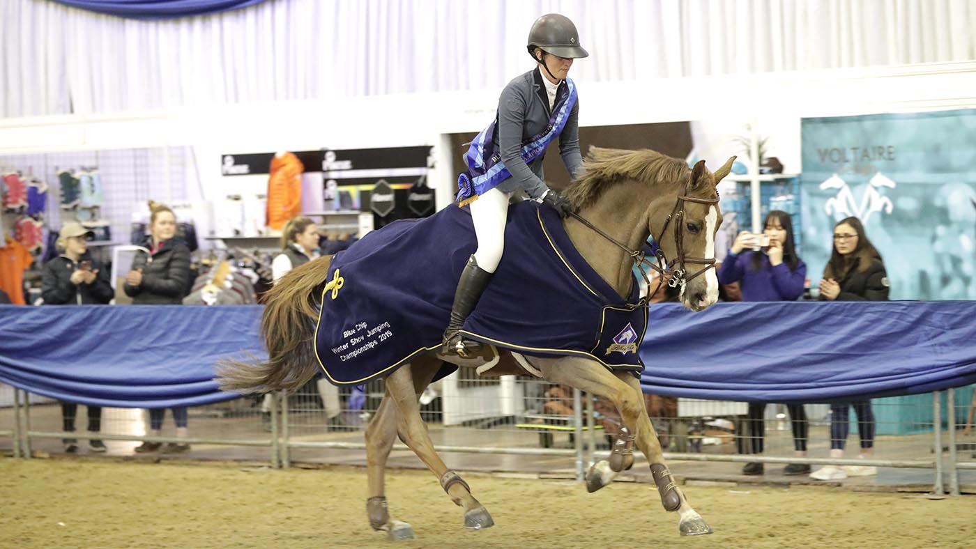 Nicole Pavitt & Paris 16