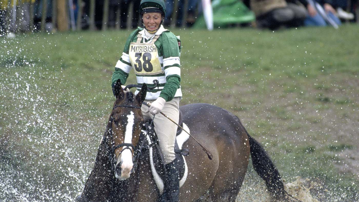 Mary Thomson of Great Britain riding her horse King William en route to winning the Badminton Horse Trials, circa April 1992. (Photo by Bob Thomas/Getty Images)