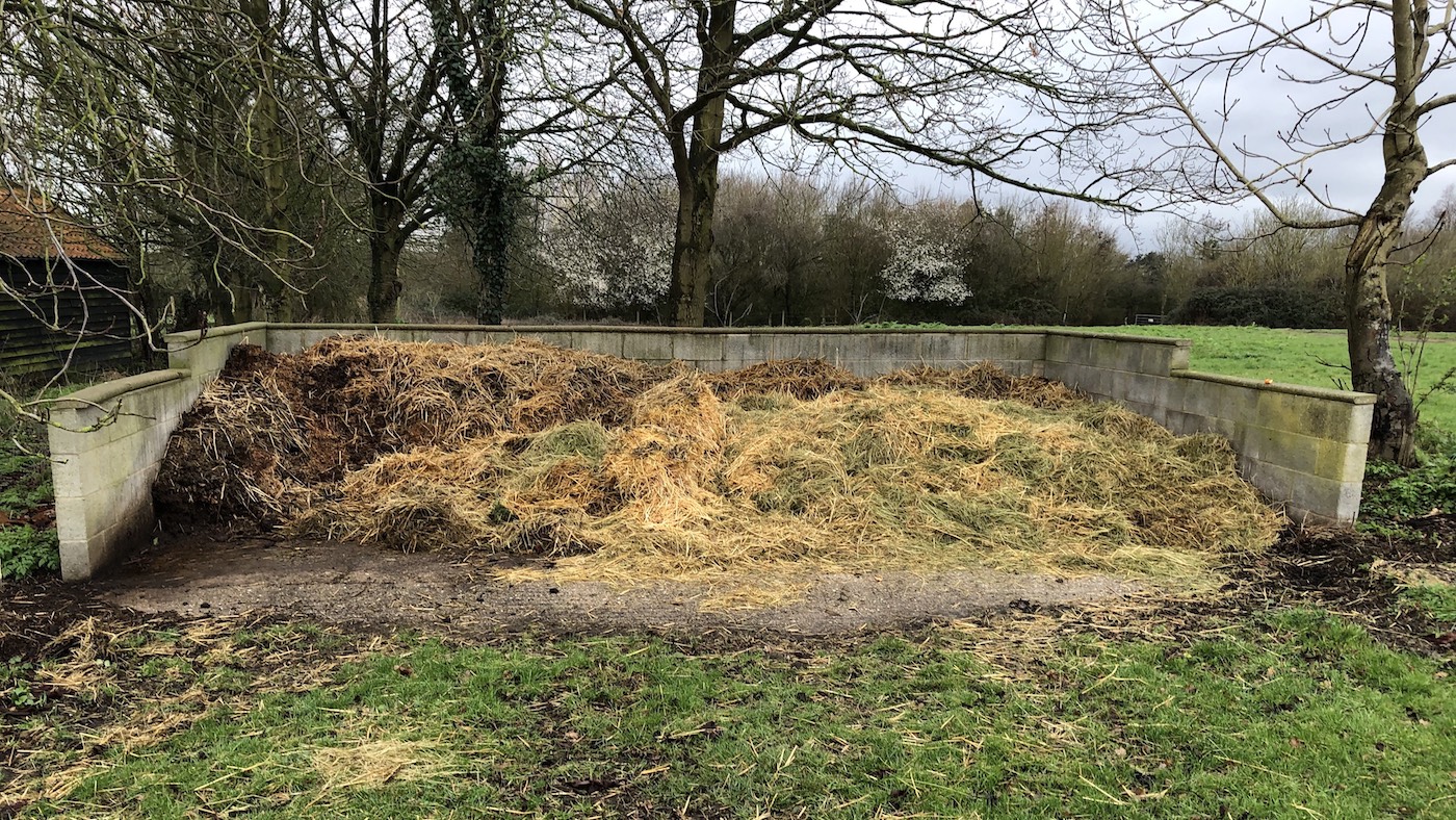 Entrepreneur aims to use muck heaps to fuel power stations Horse & Hound