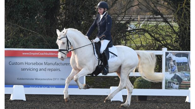 Alice Peternell - Cynheidrefawr Creme De La Creme