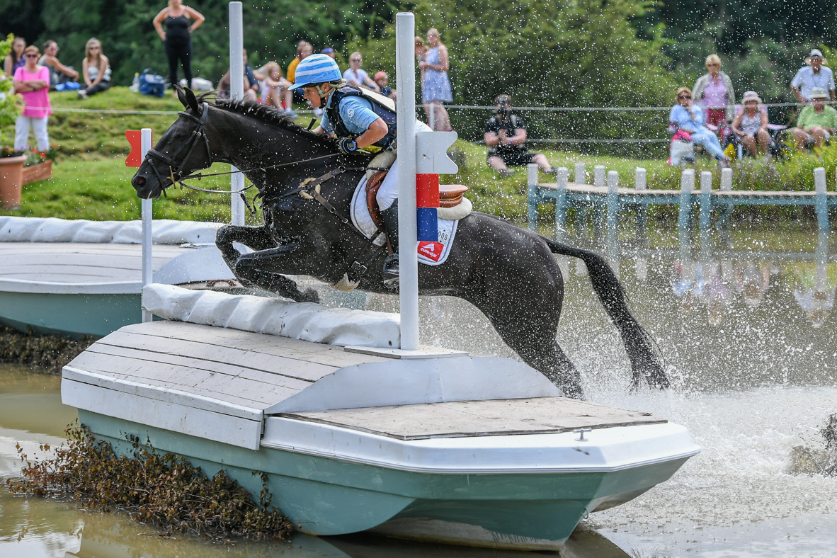 Gatcombe Sunday results Jonelle Price Classic Moet Jonelle Price and Classic Moet win the 2019 British open. 