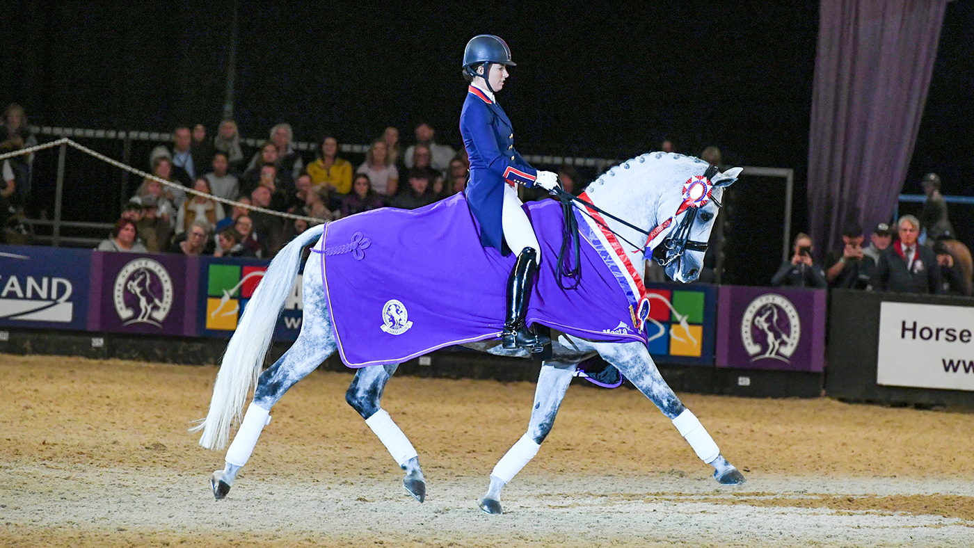 Charlotte Dujardin and Florentina VI win the 2018 Future Elite at HOYS