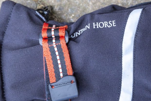 Mountain Horse Explorer gloves review
