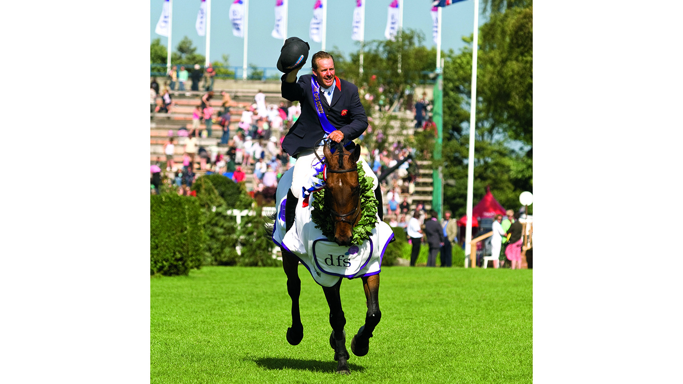 080629_1201.CR2Lap of Honour by the 2008 DFS Derby Winner. Making ideal preparation for the Olympics, Great Britain team member William Funnel riding Cortaflex Mondriaan is the winner of The DFS Derby, Class 178, at the 2008 British Jumping Derby Meeting held at the All England Jumping Course, Hickstead, Surrey, England on 26-29 June.