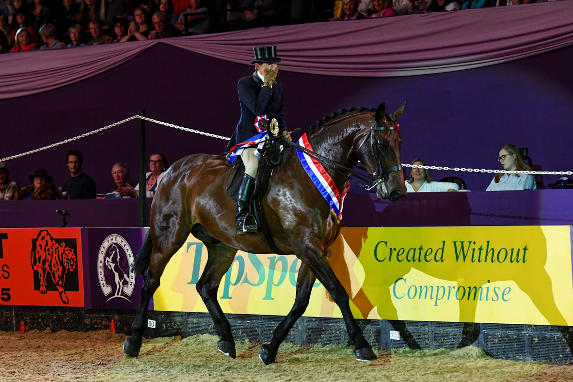 Jayne Ross lifts the HOYS supreme horse title 2019 riding Twinshock Warrior