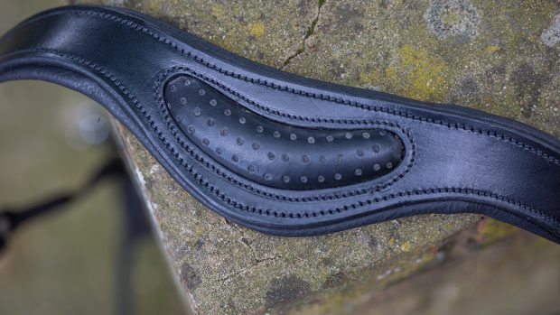 Collegiate ComFiTec headcollar review