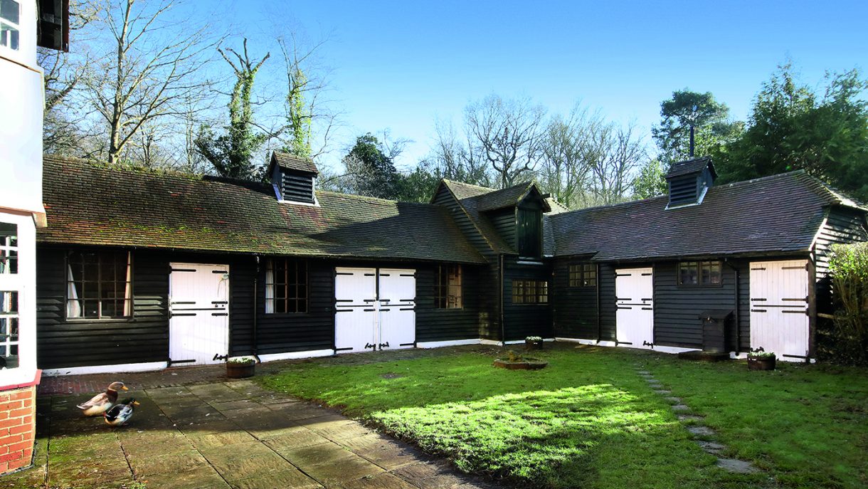 Pretty sixbedroom family home with great equestrian facilities