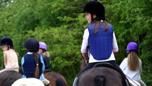 Children who catch the horse riding bug at an early age definitely deserve to say thank you on Father’s Day