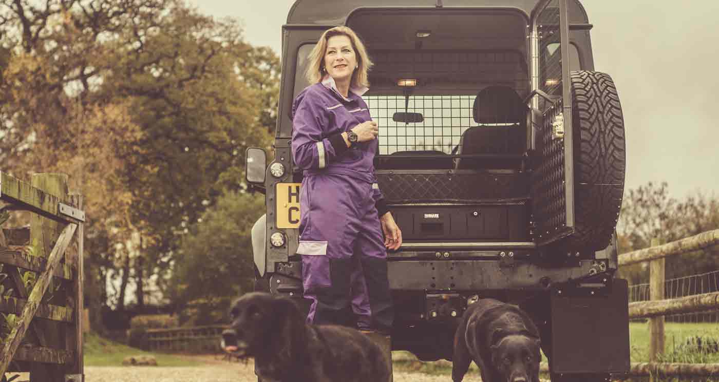 Lady-2-dogs-1400x744