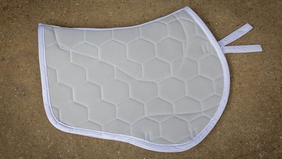 Eskadron 3D mesh compact saddle pad review