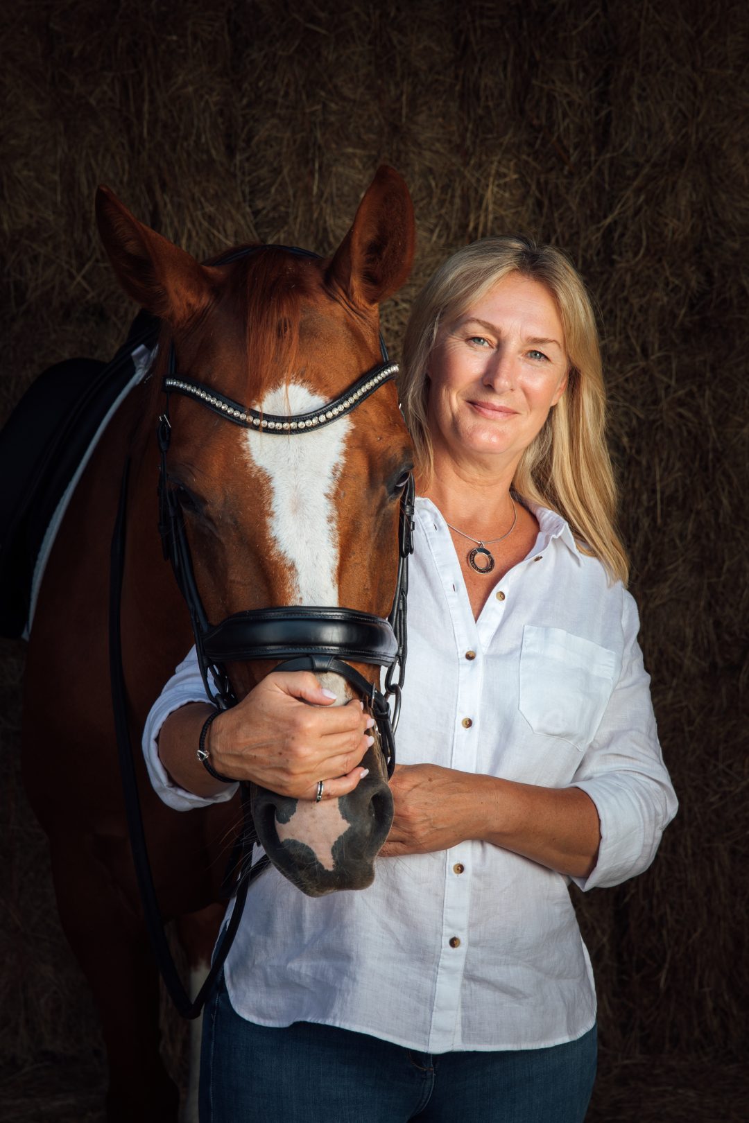 Horse hair keepsakes jewellery, keyrings, ornaments Horse & Hound