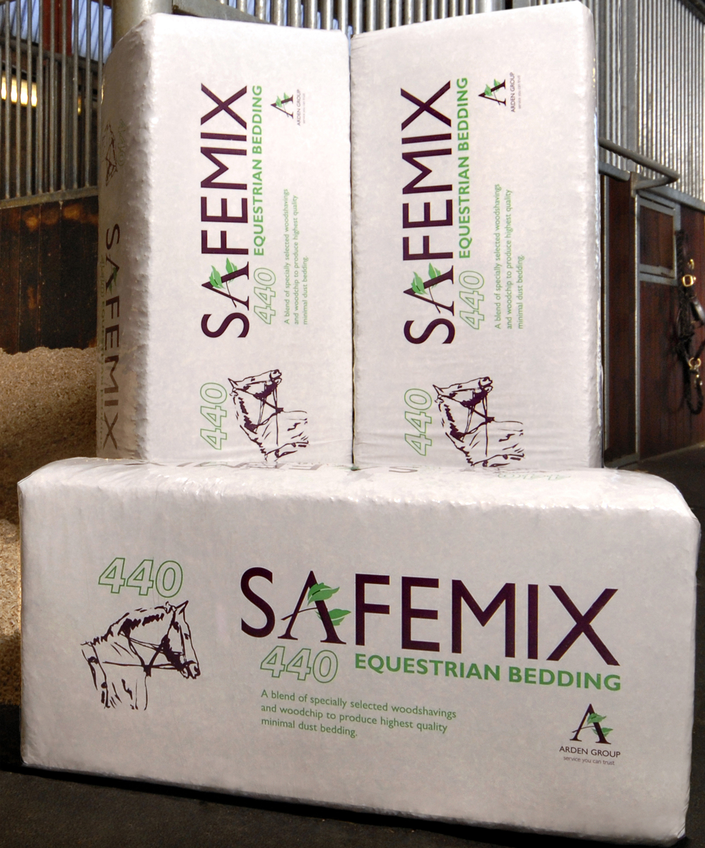Safemix-Equestrian-Bales_1400px-wide