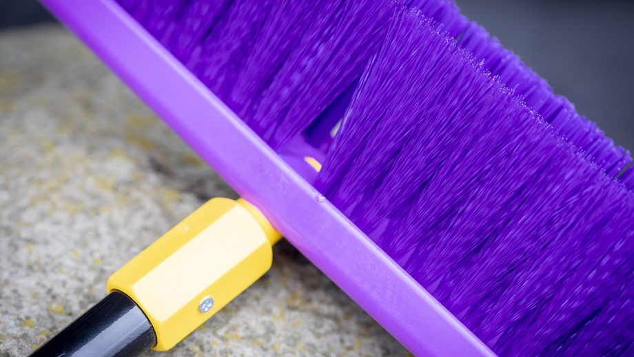 Equerry British Bulldog yard broom review