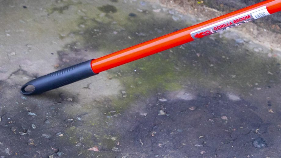 Red Gorilla Gorilla broom review
