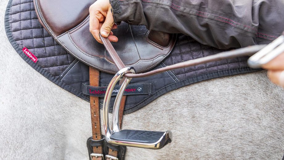 Ophena S magnetic safety stirrups review