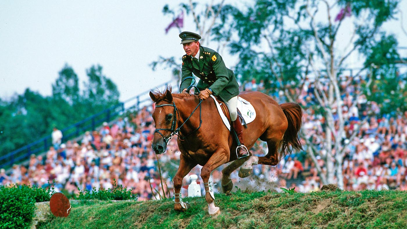 2A86BPT Silk Cut Derby, Hickstead 1995, Capt. John Ledingham (IRE) riding Castlepolard. Image shot 1995. Exact date unknown.