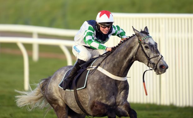 Chepstow Pertemps MPS Maiden Open National Hunt Flat Race Drama in the last as the broken rein flaps loos under Mot A Mot's mouth, James Bowen performs wonders to steer him round all the way and win. RIDE OF THE SEASON 25-2-21