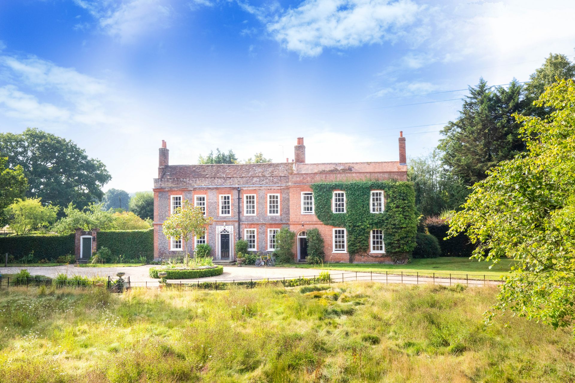 Feel like royalty at this Grade IIlisted country house with woodland