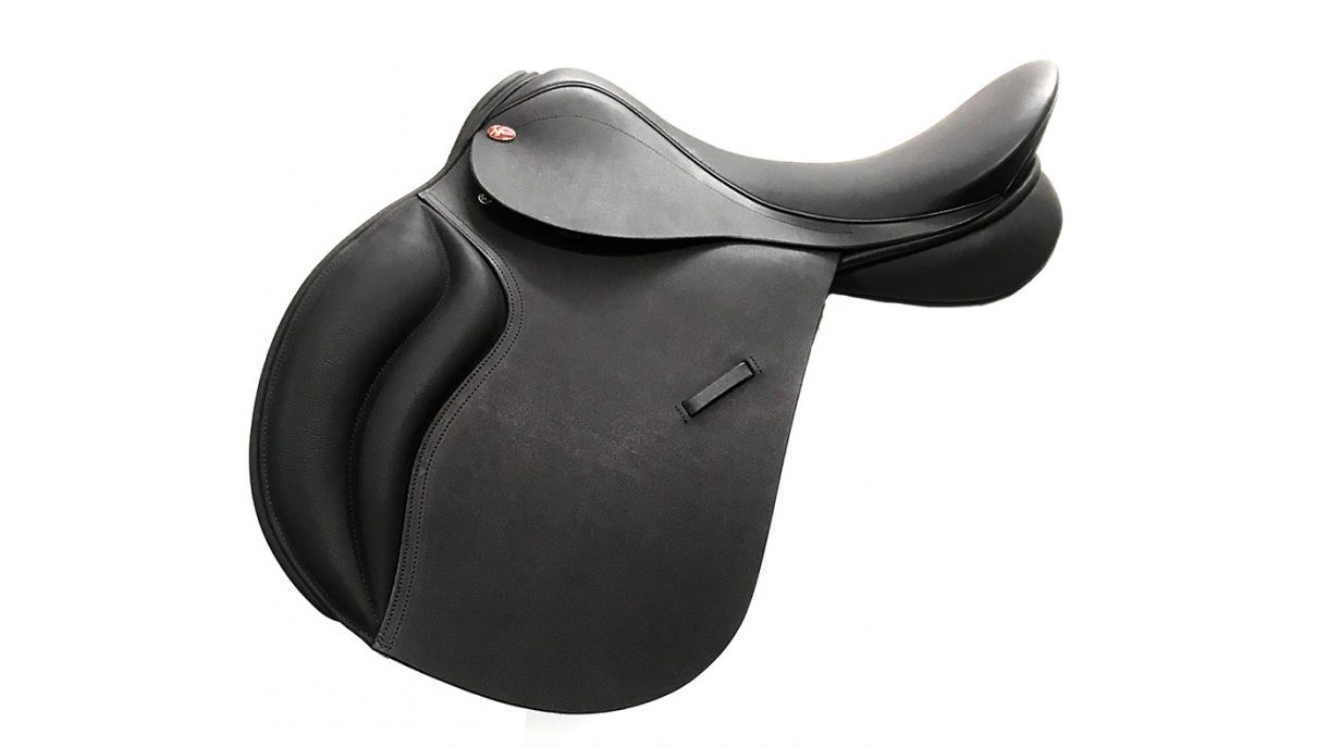 11 GP saddles including the best English saddle brands Horse & Hound