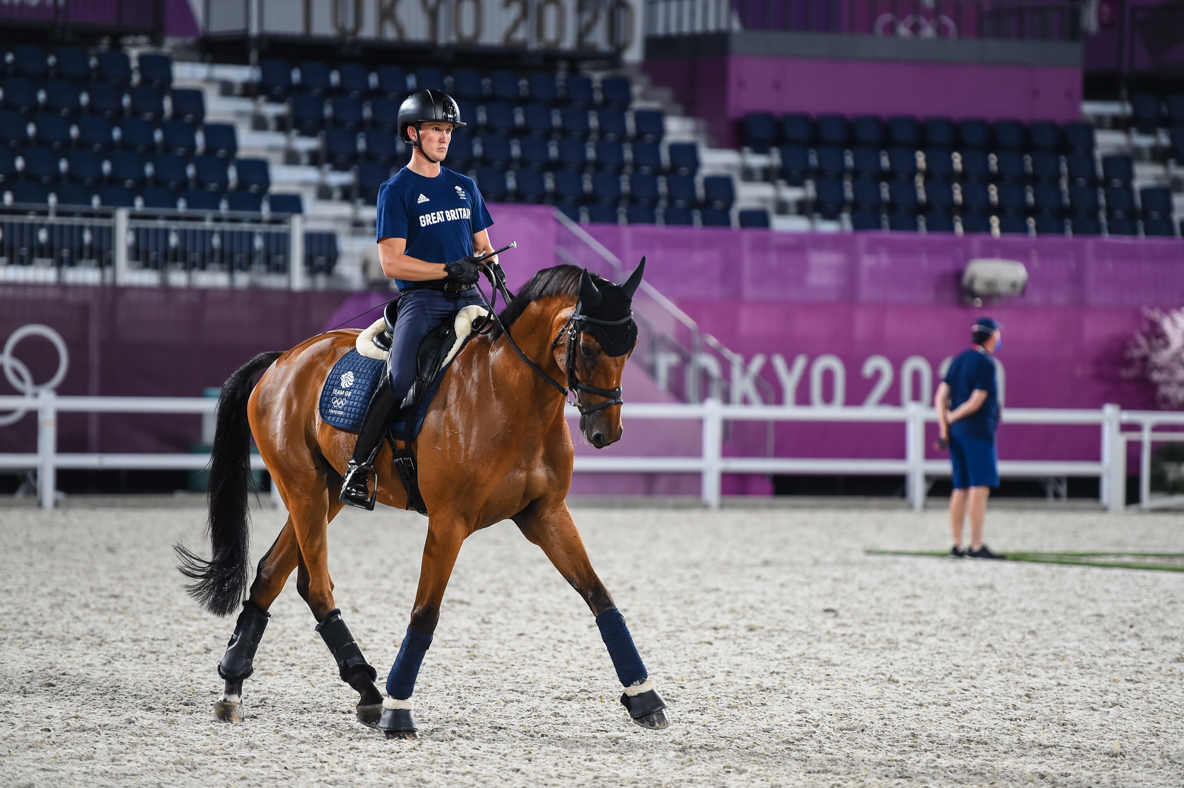 Tom McEwen and Toledo De Kerser during arena familiarisation in Tokyo