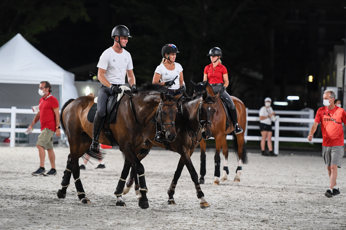 Jesse Campbell on Diachello and Jonelle Price on Grovine De Reve