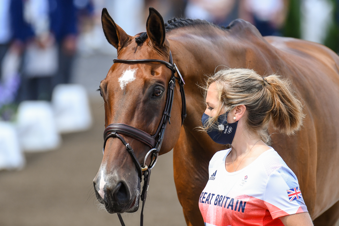 Tokyo Olympic eventing first trot-up: Laura Collett and London 52