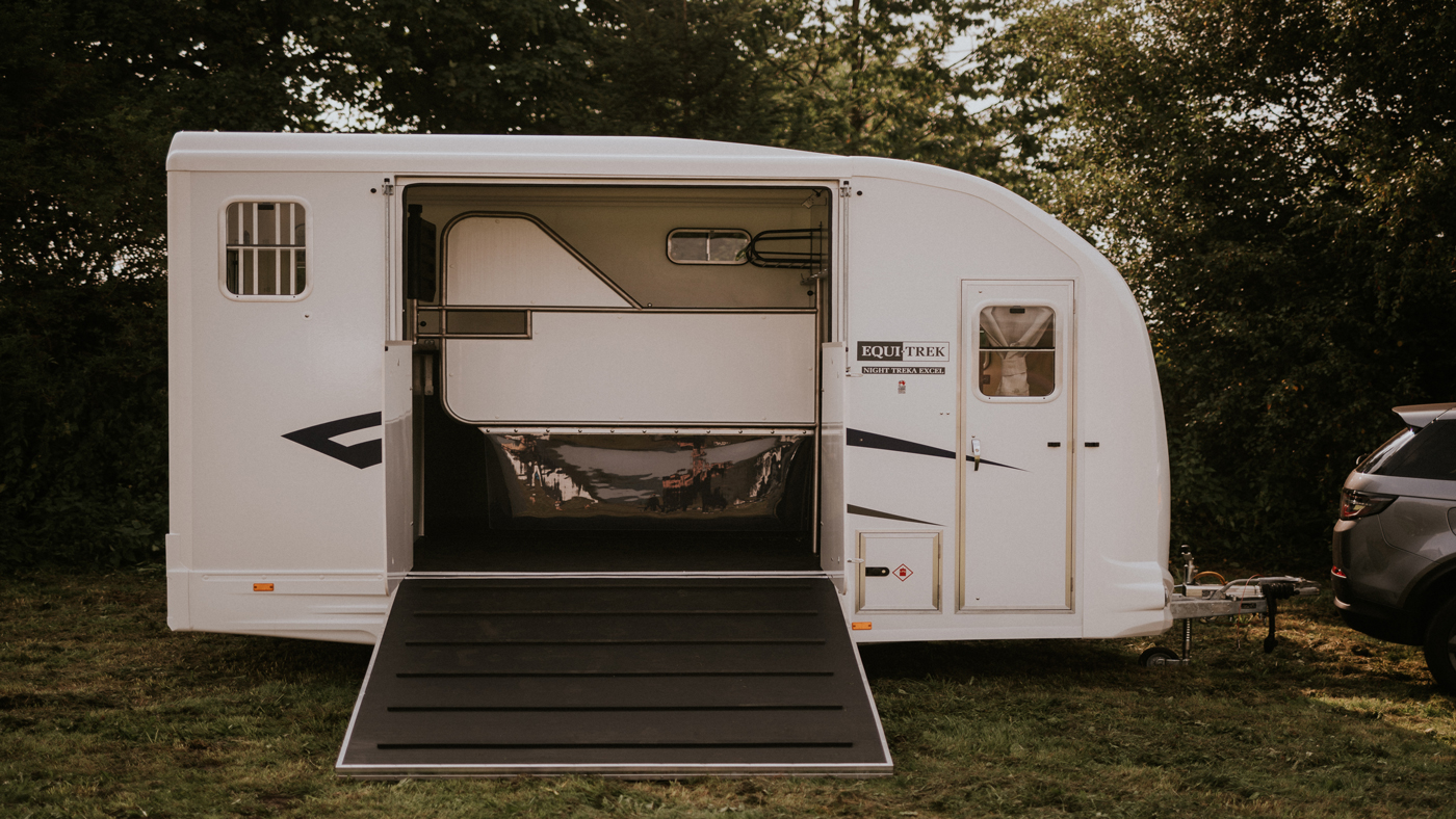 Night-Treka_1400x788