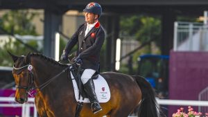 Lee Pearson and Breezer winning gold in the Paralympic dressage in Tokyo