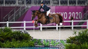 Sweden's Henrik von Eckermann riding King Edward in the Olympic team showjumping final at Tokyo 2020