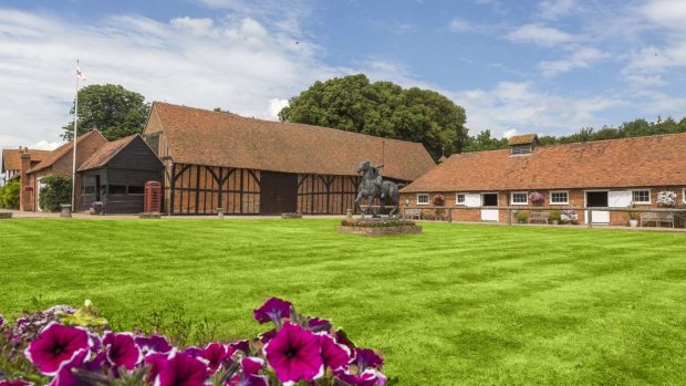 Oackwell-Manor-(1)_1400x788px