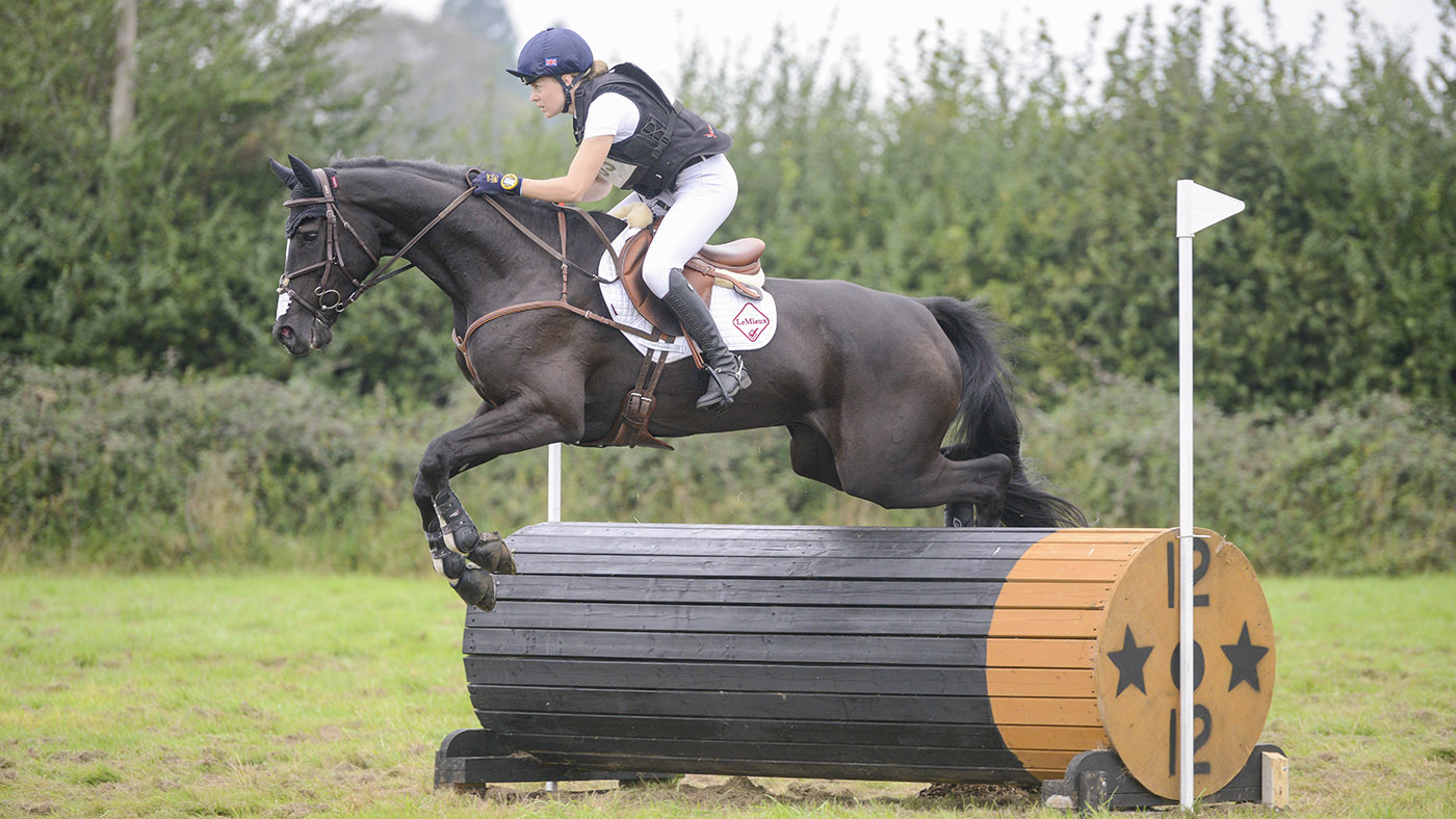 Mollie Summerland riding Flow 7 at South of England Horse Trials