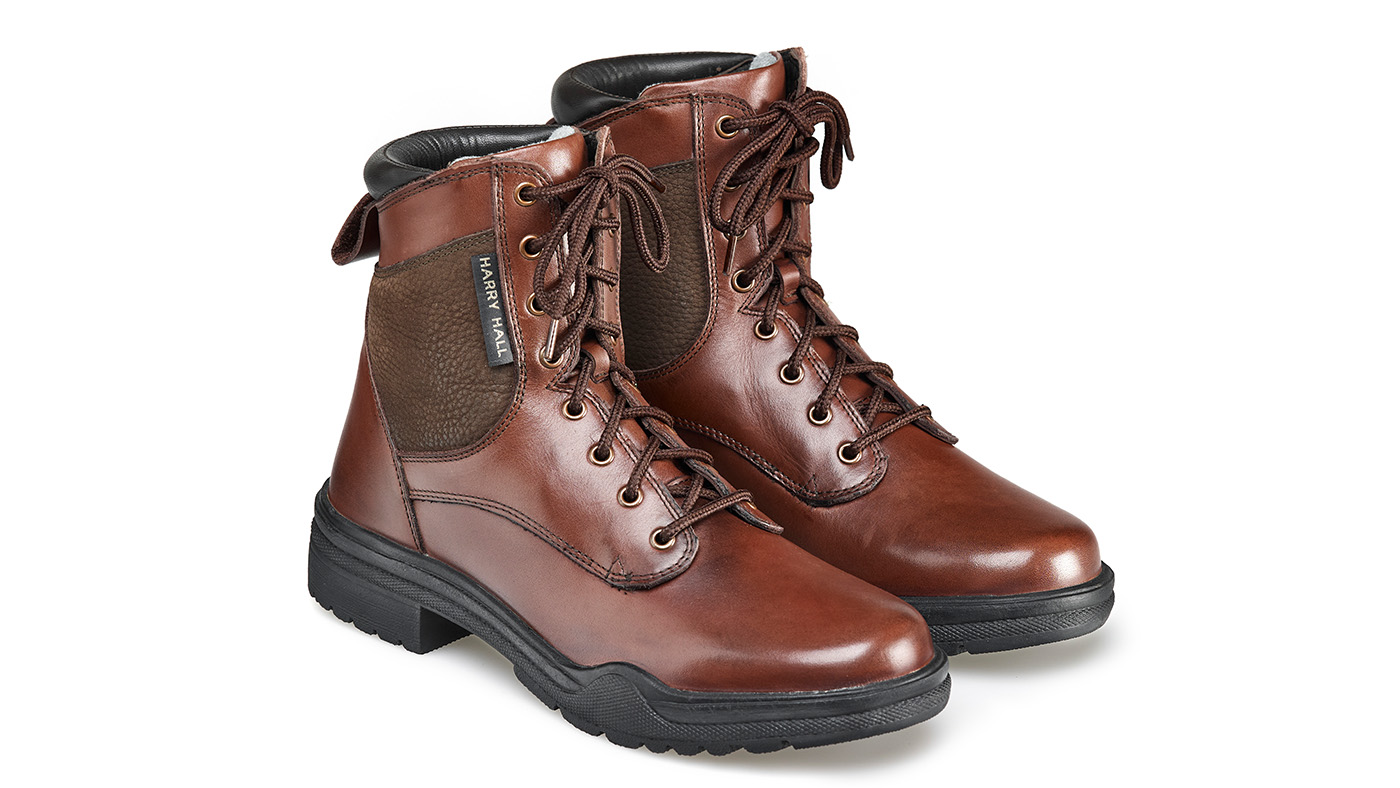 Best yard boots – a sturdy yet 