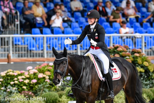 Nanna Skodborg Merrald and Atterupgaards Orthilia at Hagen