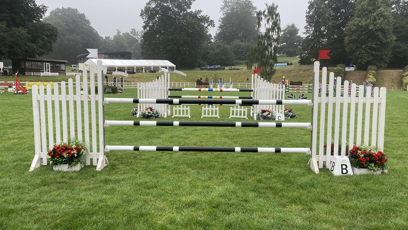 Bicton Horse Trials showjumping course: fence 9b