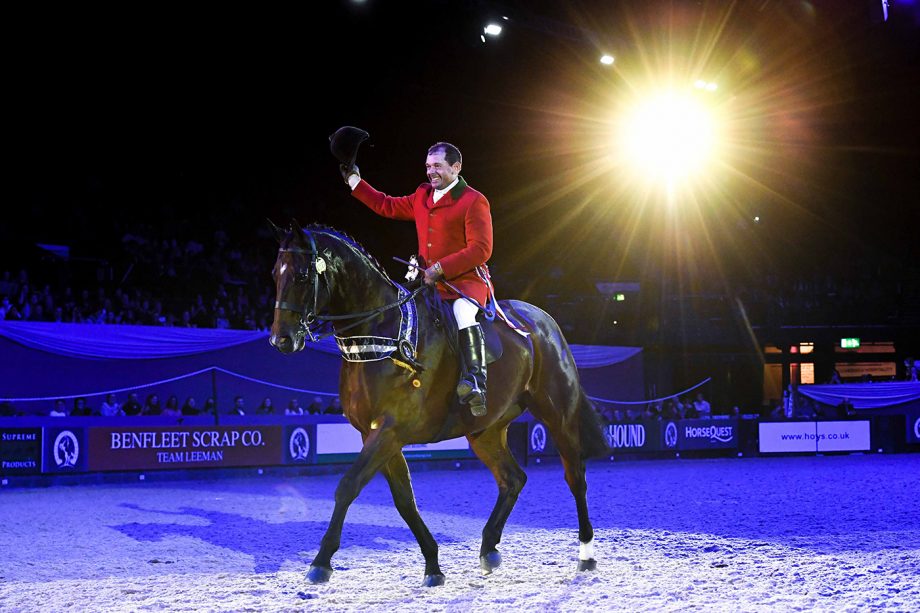 View Point and Robert Walker are horse supremes at HOYS 2021