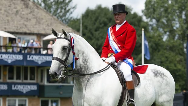 Legendary showman Allister Hood has died peacefully at home on 14 October 2024.