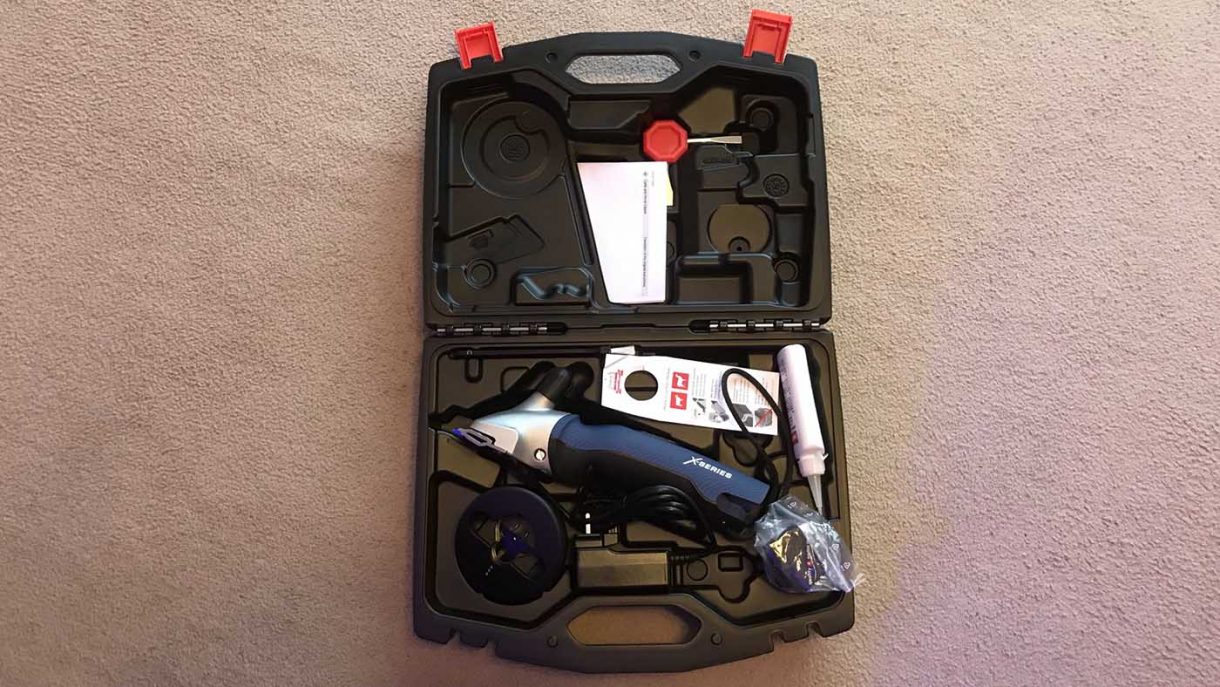 Heiniger Xplorer clippers full review Horse & Hound