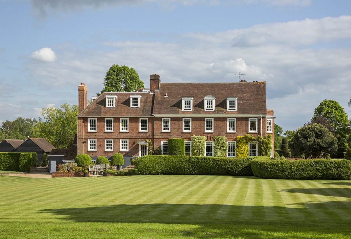 Guess the price tag on this estate complete with 26 loose boxes, 100 acres, eight bedroom
