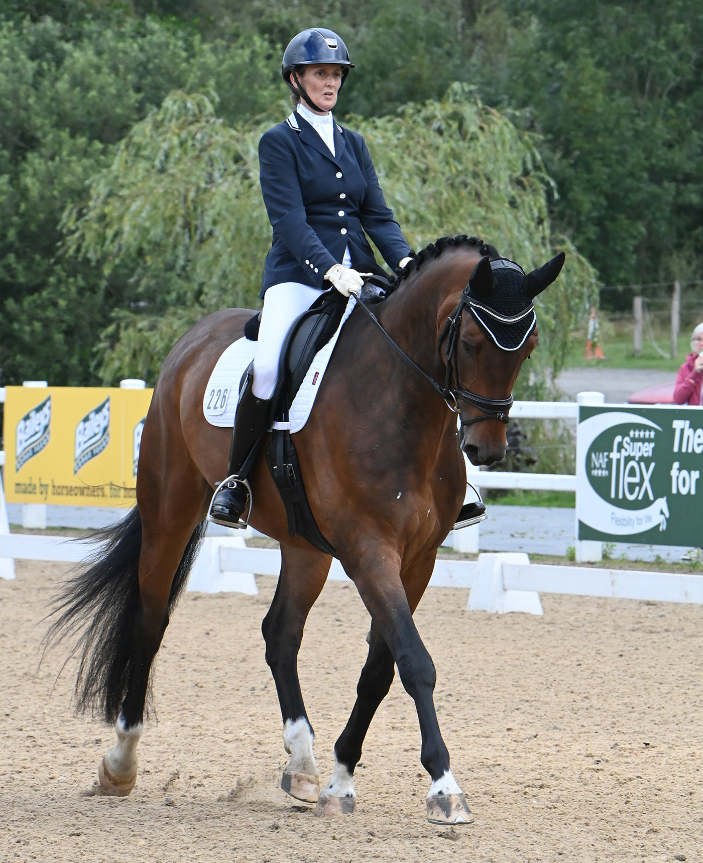 Julie Smith riding Sheepcote Fiorucci 