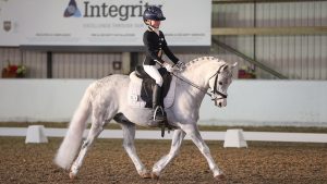 Violet Hawkins riding Glenlichid Fair Un Square