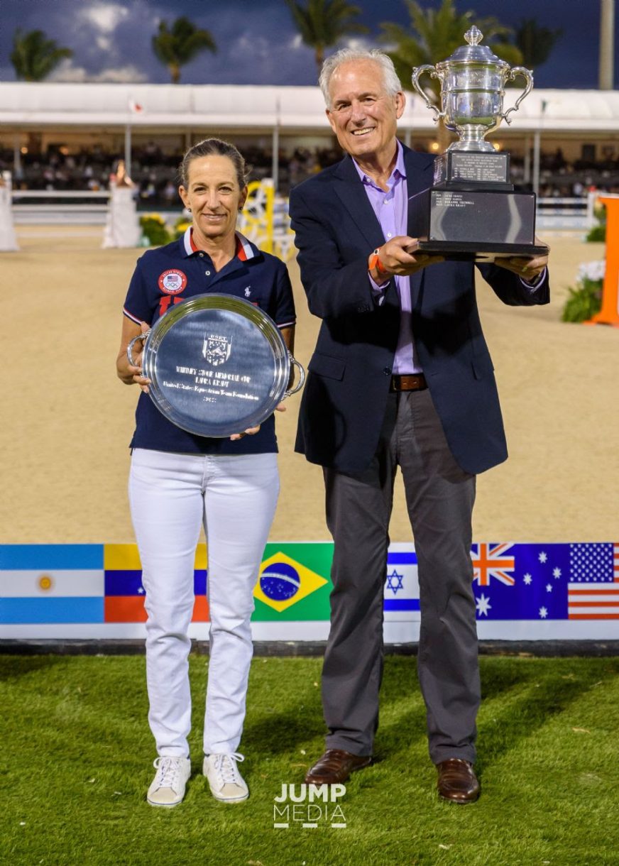 Laura Kraut given USET's Whitney Stone Cup Winter Equestrian Festival