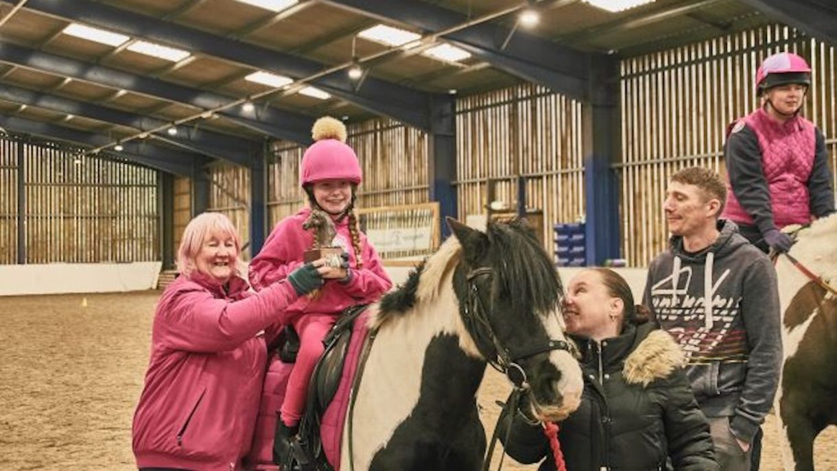 Inspirational young rider who ‘wants to walk like other kids’ wins ...