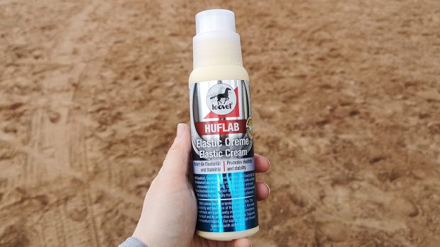 Leovet Hooflab Elastic Cream bottle