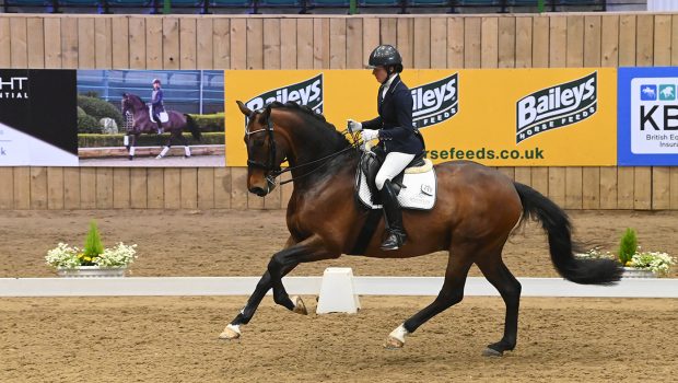 Nikki Barker and Dan Icarus at the Winter Dressage Championships 2022