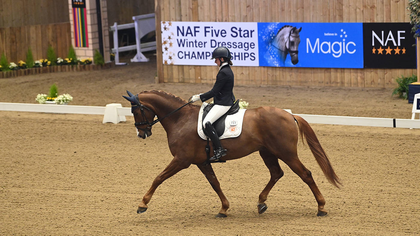 JADE WHITELAW - LATE NIGHT