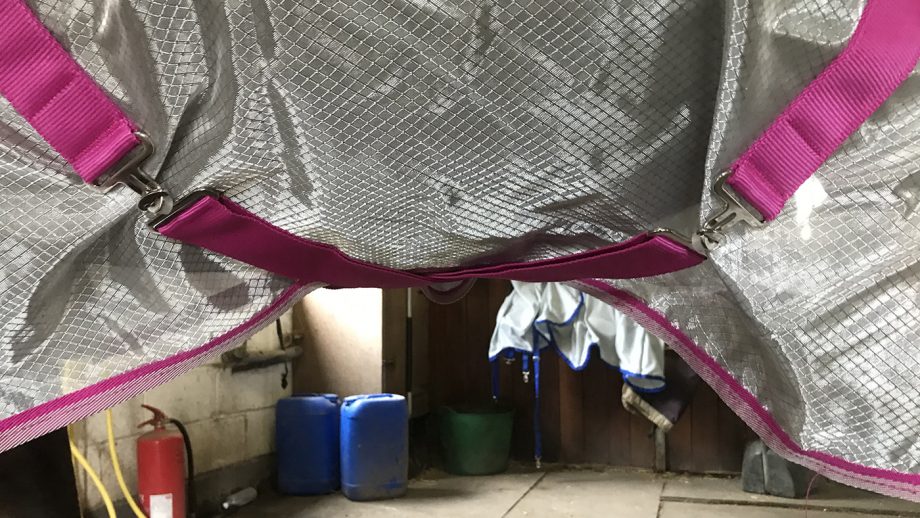 Swish Nylon Fly Cool Rug