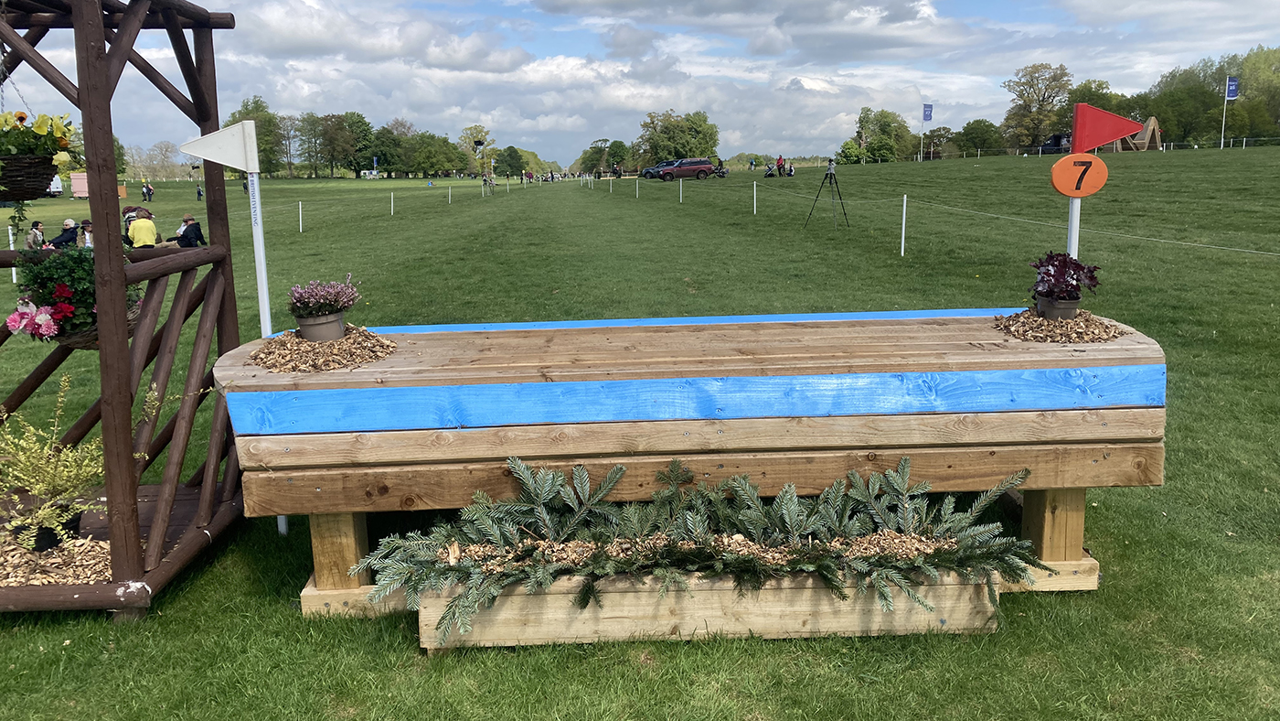 Badminton Grassroots Championships course BE90 fence 7