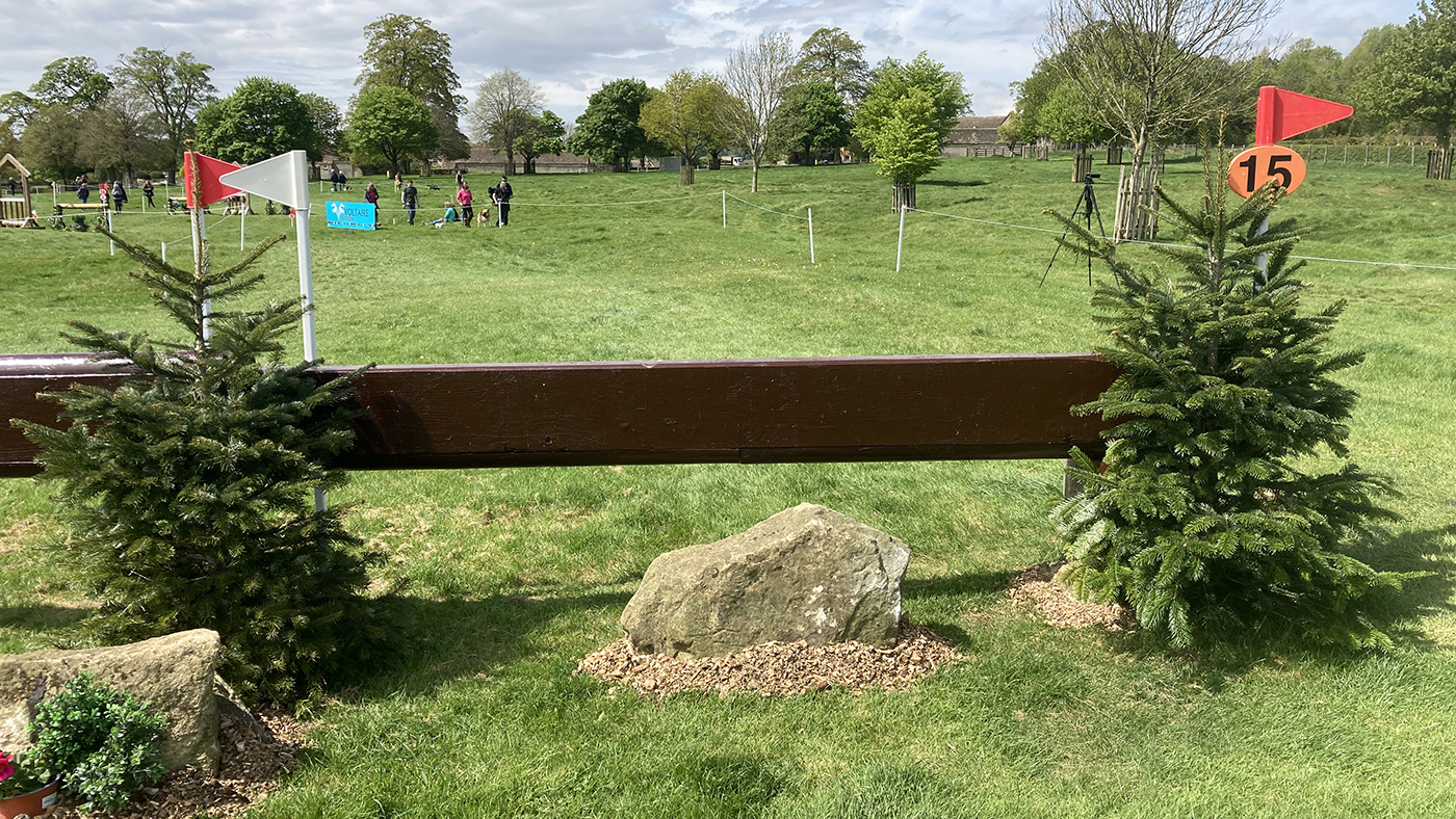 Badminton Grassroots Championships course BE90 fence 15